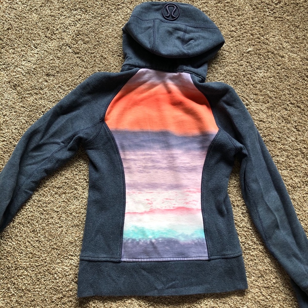 Limited Edition Sunset Lulu Lemon Scuba jacket